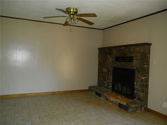 4th image of 1115 E 6th St