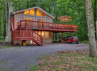 246 Wechquetank Dr, Pocono Lake, PA