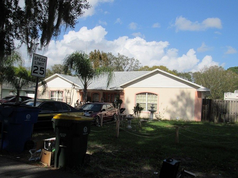 1st image of 3004 King Dr
