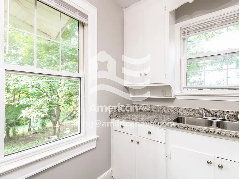 556792_004_wm_-_kitchen_12920674.jpg