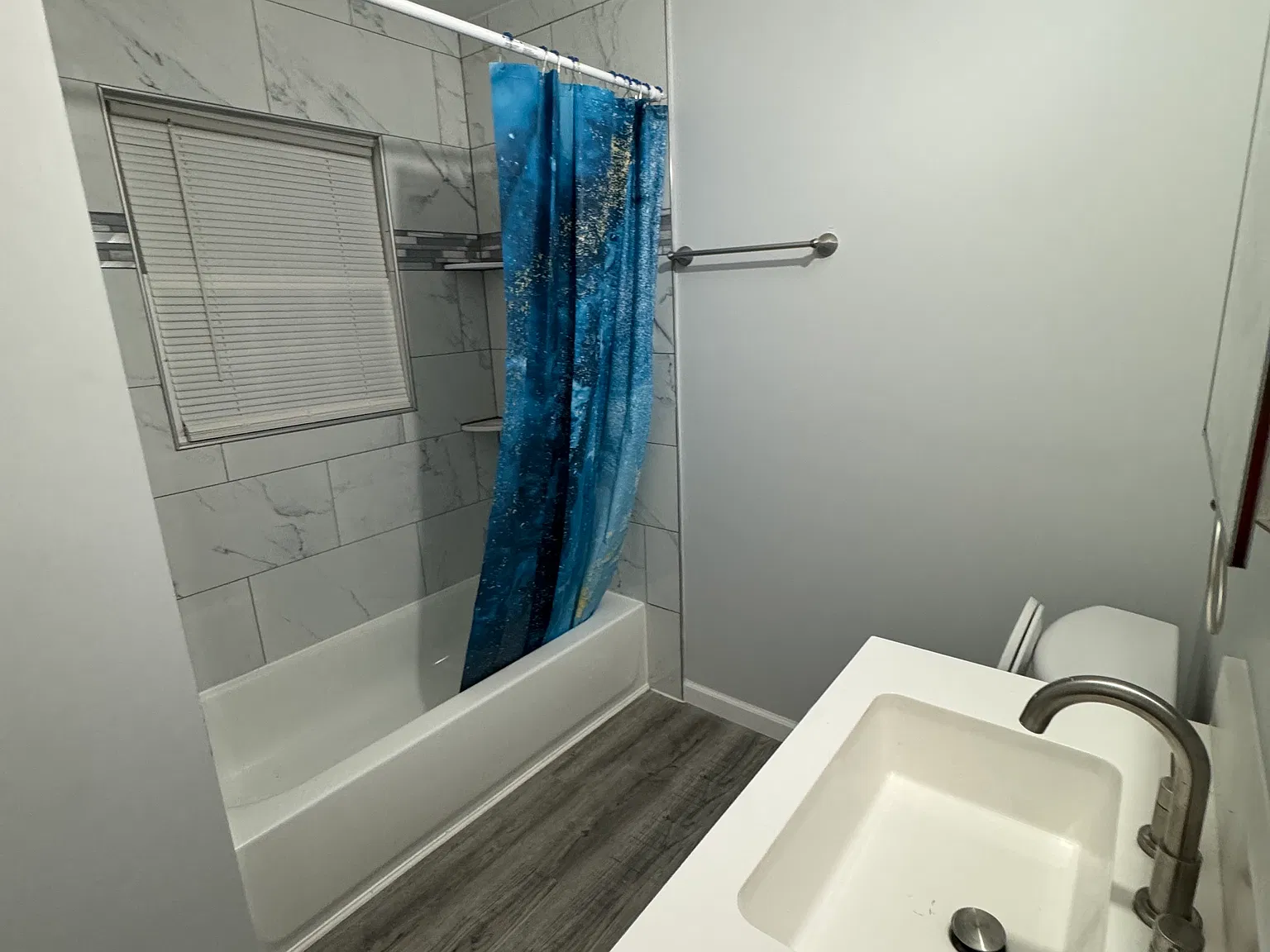 2 bed, 700 sqft, $890 — Photo 3