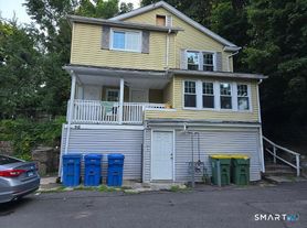 103 Catherine Ave, Waterbury, CT