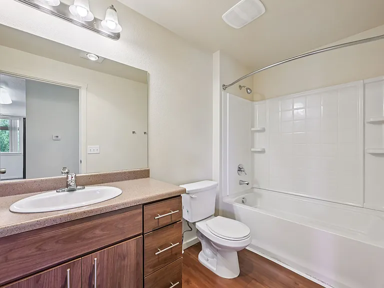Copper Creek Apts — Photo 21