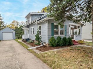 1205 W Commercial St, Appleton, WI 54914