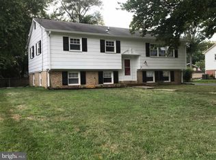 5507 Helmsdale Ln, Alexandria, VA 22315