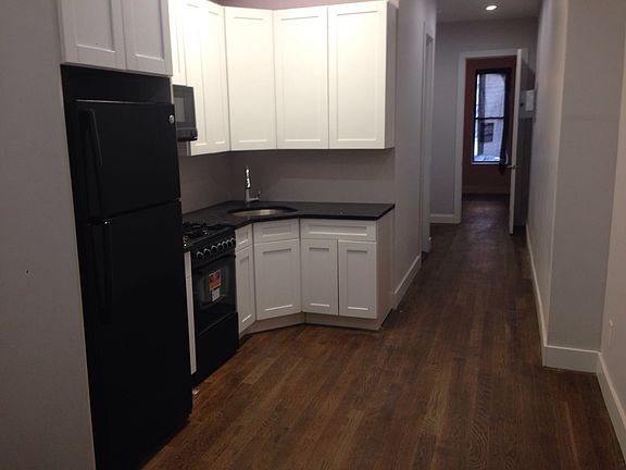 4th image of 787 Hart St APT 01R