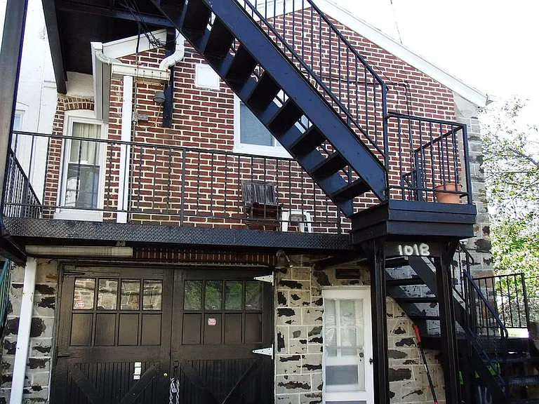 1018 E 36th St — Photo 12