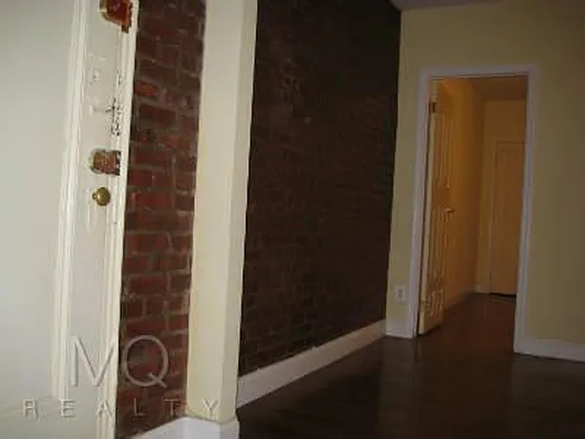 Rented by MQ Realty LLC | media 45