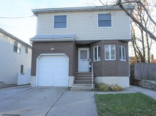 28 Reading Ave, Staten Island, NY 10312