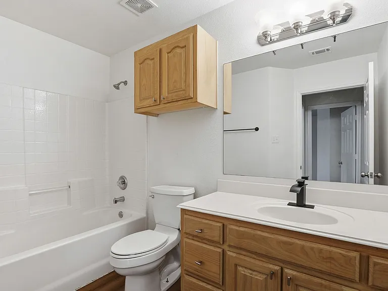 1502 Sharron Ct — Photo 60