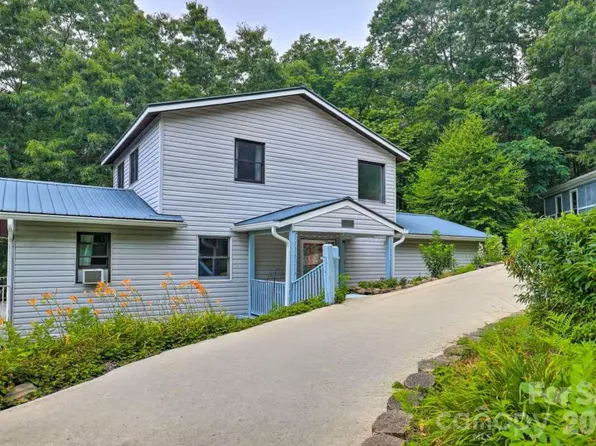 553 Deep Gap Rd, Sylva, NC 28779