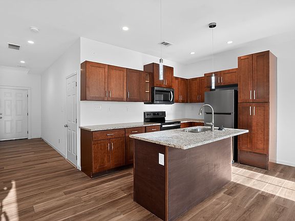 3rd image of 4011 Redan Rd Unit 5