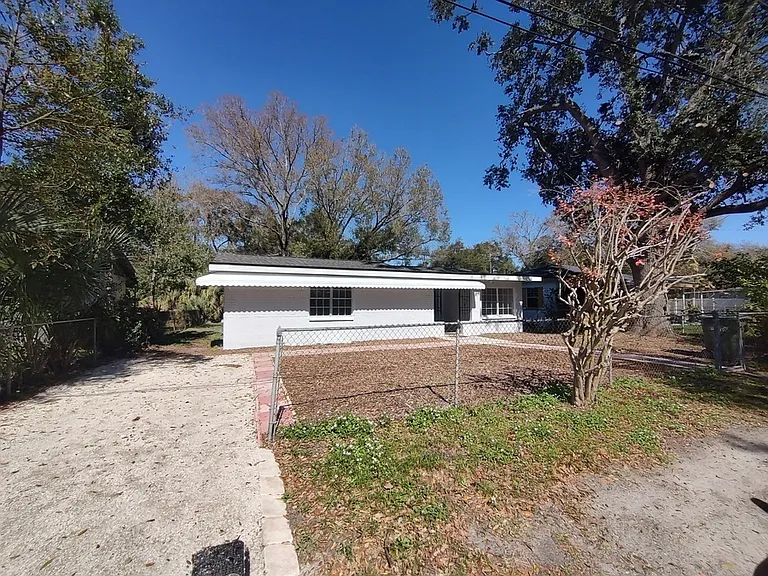 3010 E Idlewild Ave — Photo 2
