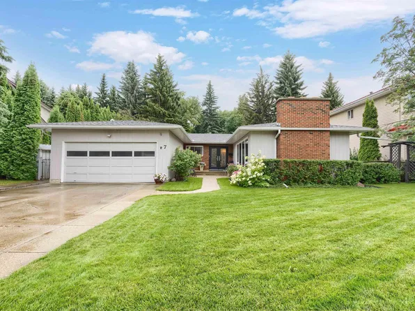 7 Quesnell Cres NW, Edmonton, AB T5R 5N8