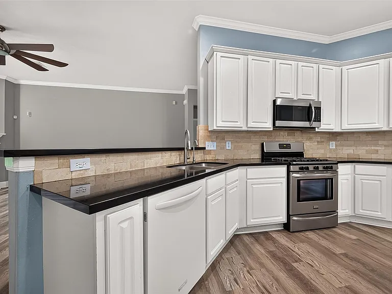 14531 Chestnut Falls Dr — Photo 14
