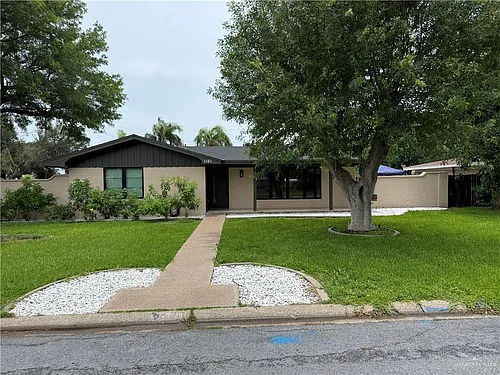 1101 Kerria Ave Photo 1