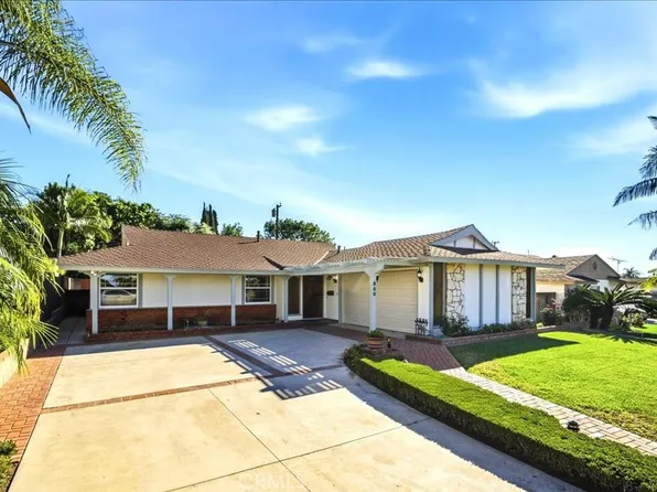 900 De Jur St, Brea, CA 92821