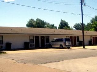 3513 Race St APT 10, Jonesboro, AR 72401