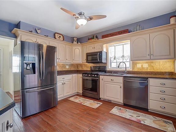 3rd image of 6851 Farmersville Germantown Pike