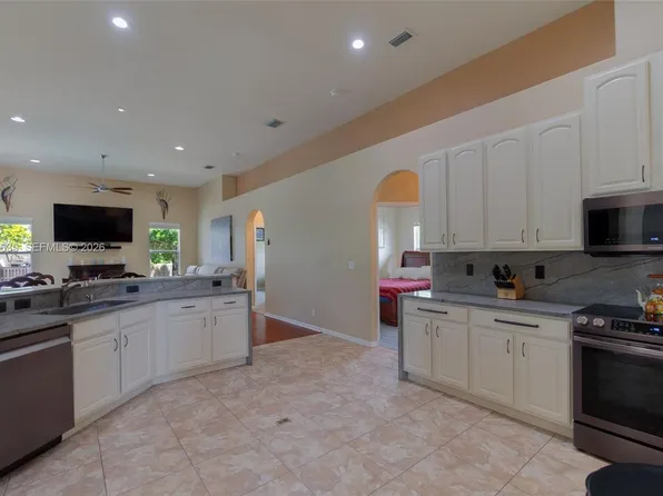 18021 49th St N, Loxahatchee, FL 33470