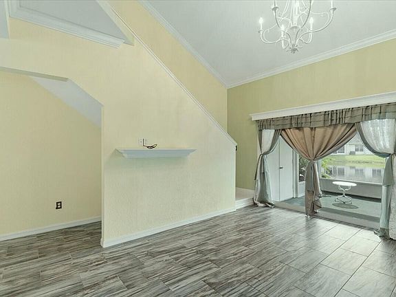 2nd image of 1820 Waterford Drive