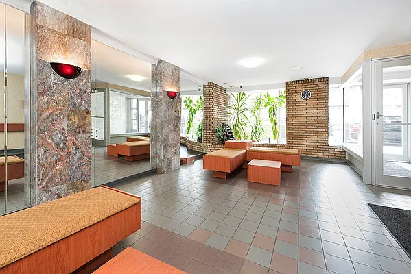 Sold by Bold New York | media 15