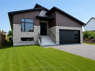 733 Squirrel Hill Dr, Kingston, ON K7P0N4