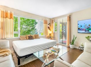 13740 75a Ave #310, Surrey, BC V3W 0E8
