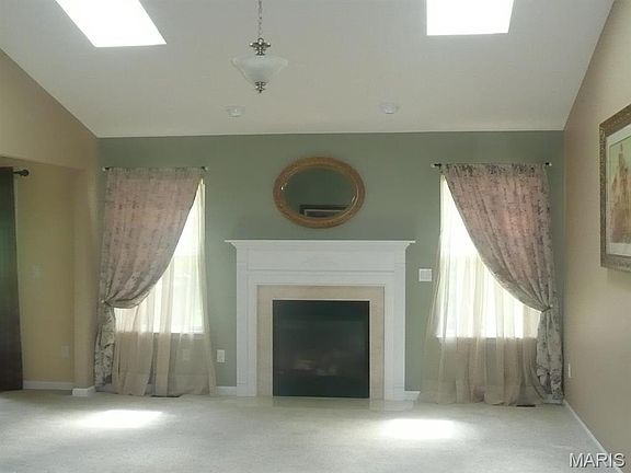 2nd image of 118 Fallon Villa Ct