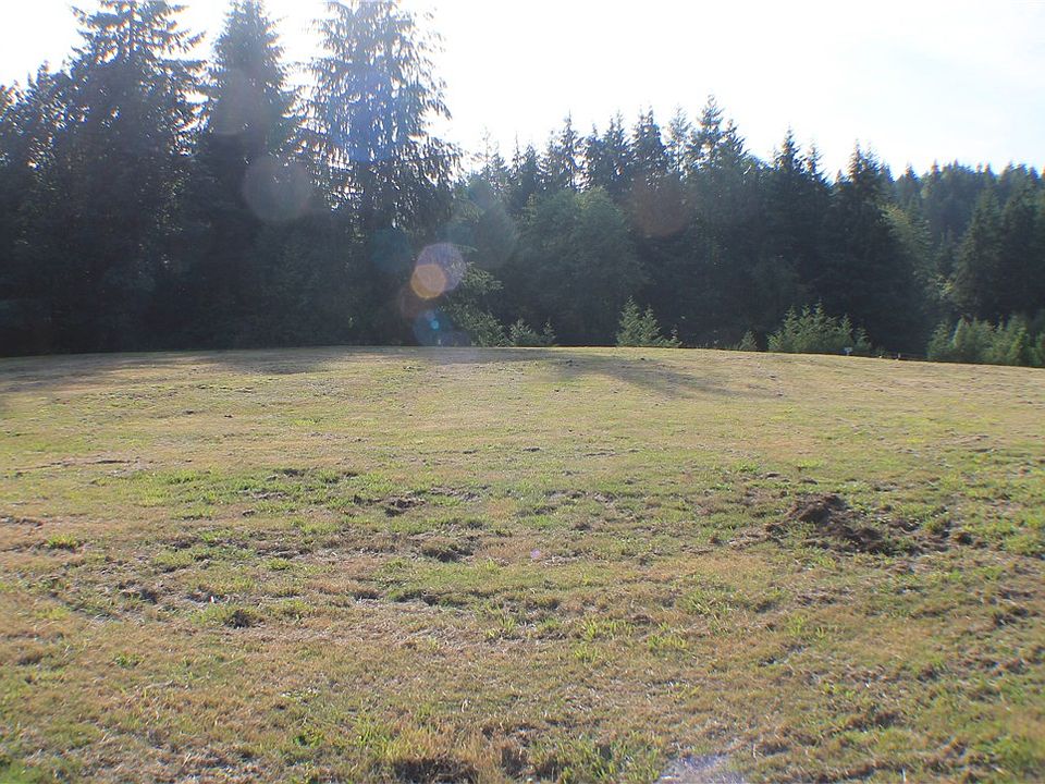 2nd image of 115 Ferncrest Rd