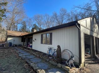 11 Fredon Marksboro Rd, Newton, NJ 07860