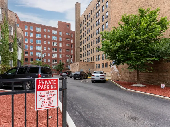 Somerset Place Apartments