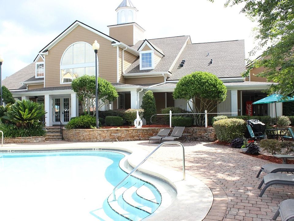 1st image of 2801 Chancellorsville Dr APT 802