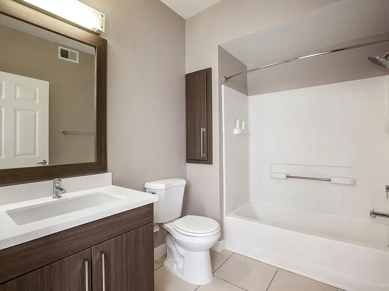 Signature Collection Bath