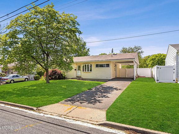 3rd image of 34 Princeton Road