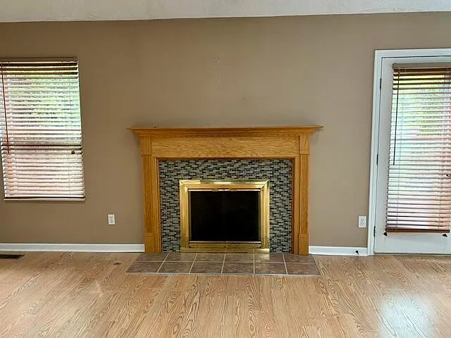 9372 Auburn Ave — Photo 11