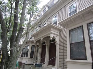 352-358 Carpenter St #4, Providence, RI 02909