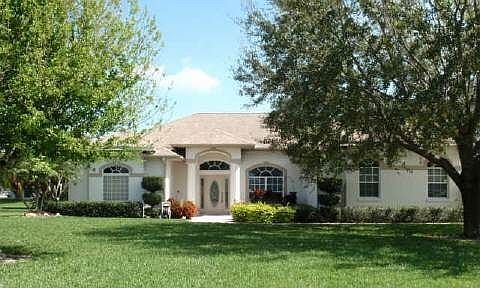 1st image of 124 Melanie Dr