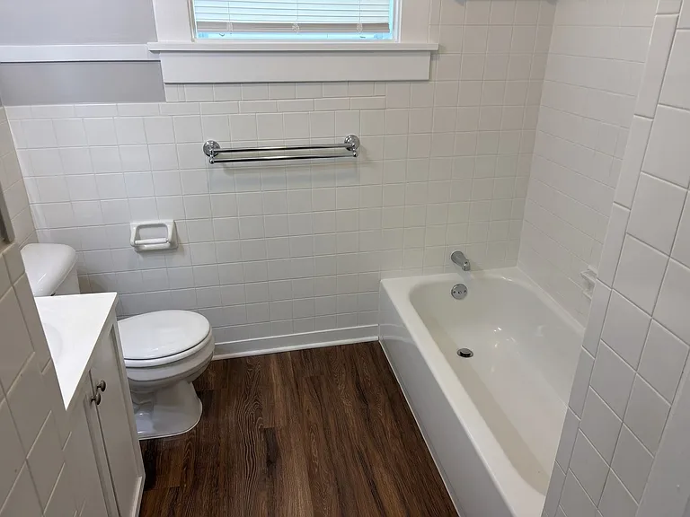 1434 Rayner St — Photo 14