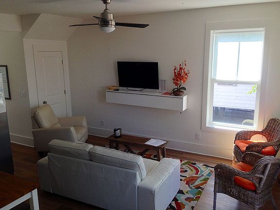 Unit A TV room