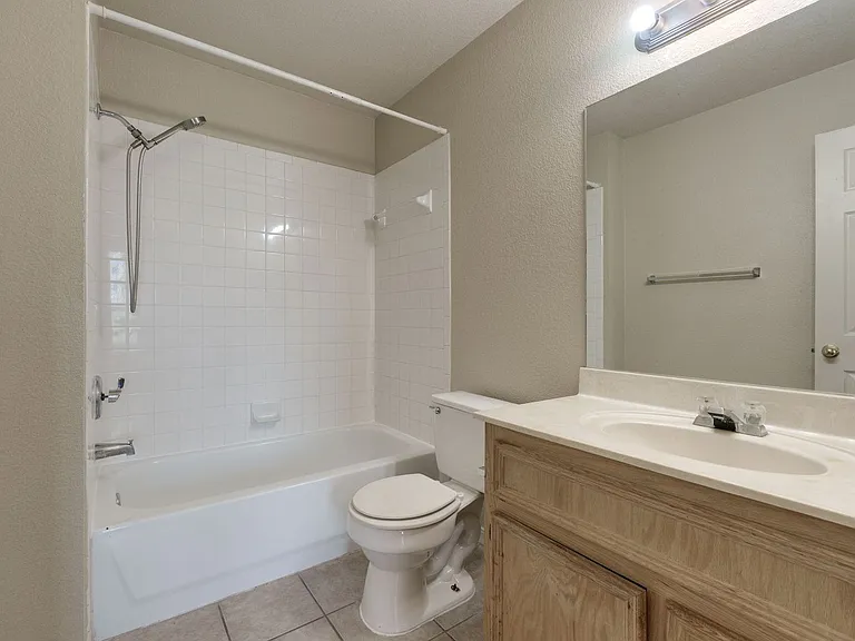 3606 Dustin Ct — Photo 11