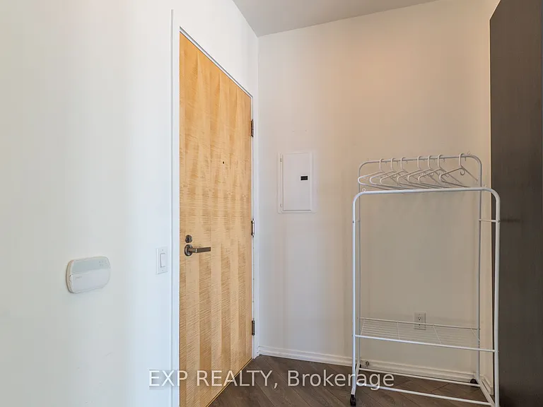 45 Charles St E #3606 — Photo 4