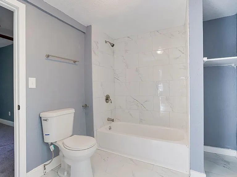 5424 Bellefontaine Ave — Photo 24