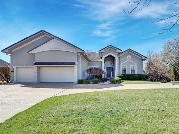 4989 W 150th Pl, Leawood, KS 66224