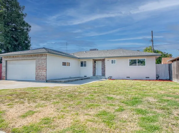 638 W Keats Ave, Clovis, CA 93612