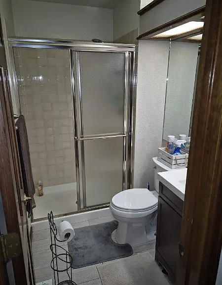 Upstairs bathroom