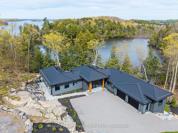 3rd image of 1013 Halls Rd #2