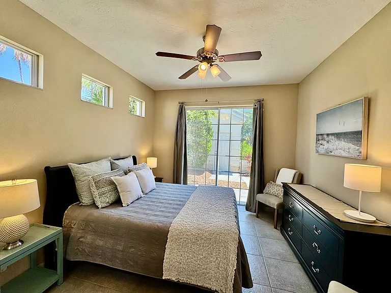 7330 Kensington Ct — Photo 12