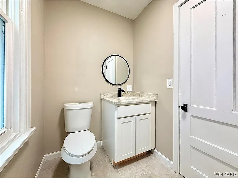 460 Rhode Island St — Photo 16