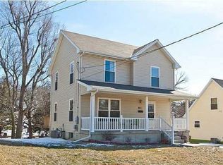 929 23rd St, Des Moines, IA 50312